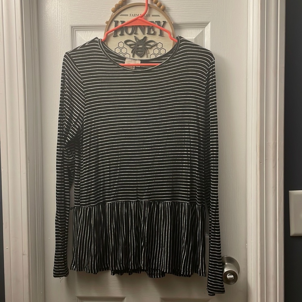 Live in the moment- Large - slightly worn but in good condition